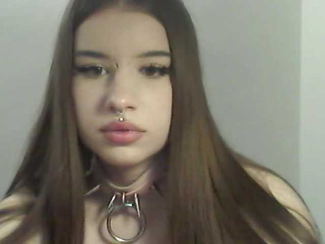 MollyLolly online show from July 26, 5:51 pm