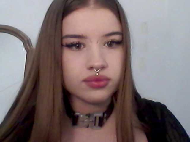 MollyLolly online show from July 27, 8:25 pm