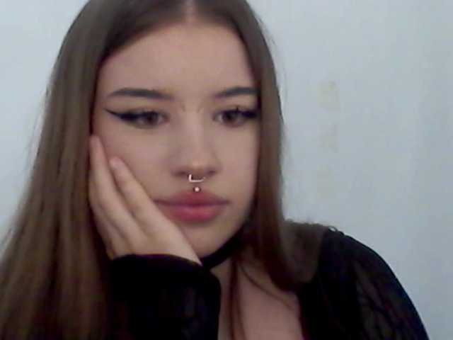 MollyLolly online show from July 28, 4:57 pm
