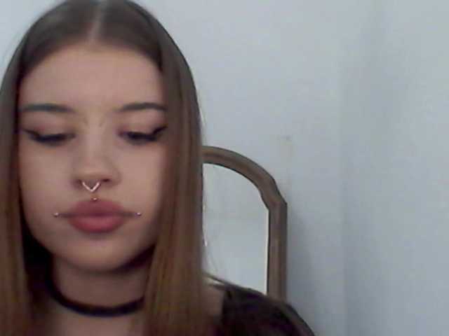 MollyLolly online show from August 17, 6:46 pm