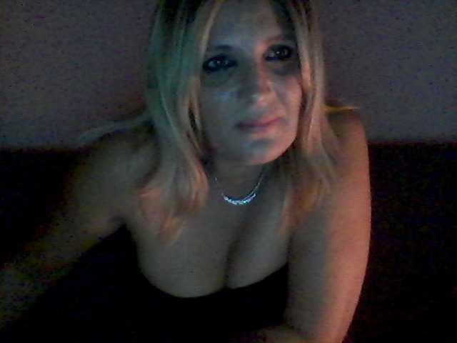 Monalysasexy81 online show from September 7, 4:35 pm