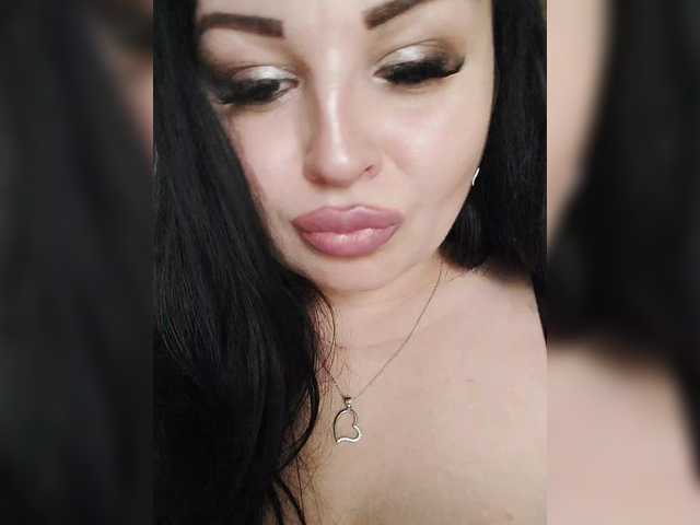 Monica- online show from August 6, 12:48 pm