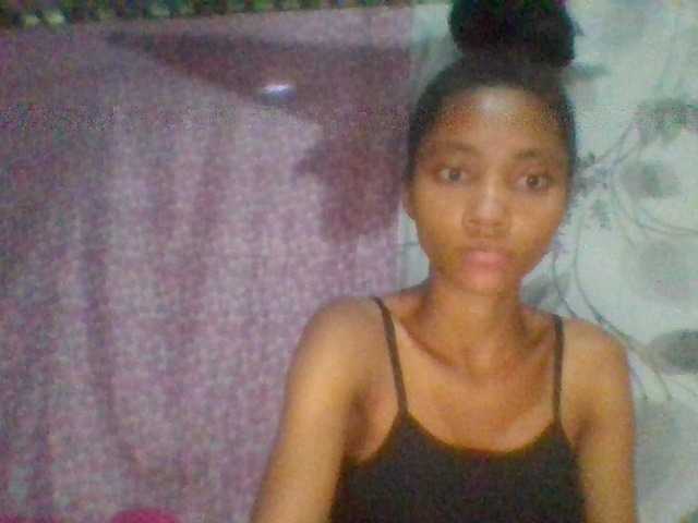 Monicaxa online show from August 10, 4:36 am