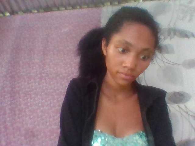 Monicaxa online show from August 12, 6:27 am