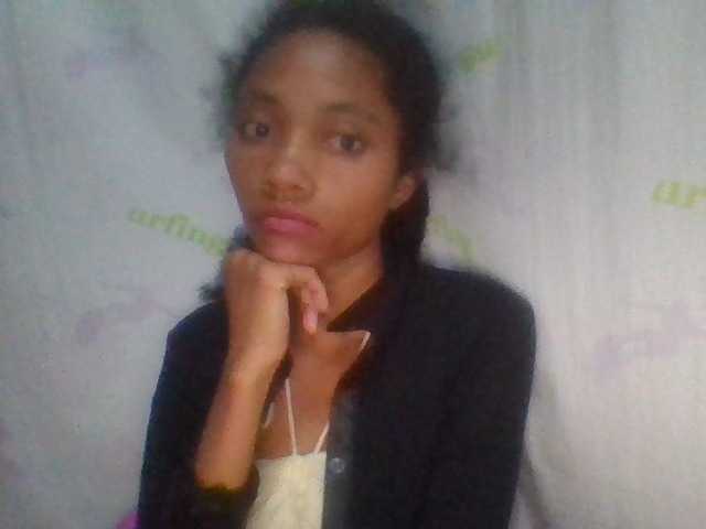 Monicaxa online show from August 12, 11:29 pm