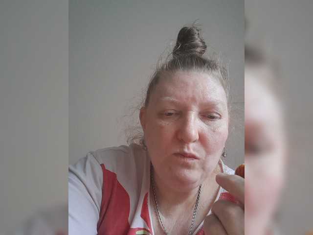 Monroqueen online show from August 14, 3:21 am