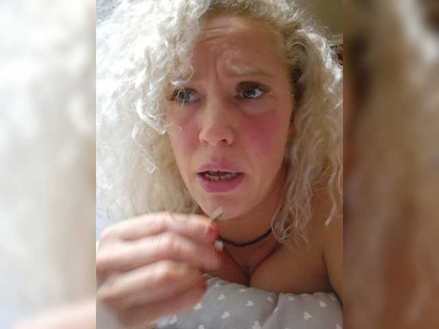 MoonKitten online show from September 3, 9:51 pm