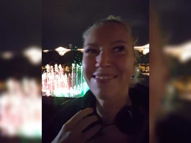 MoonKitten online show from September 8, 7:54 pm