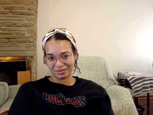 BonVivantt online show from March 20, 3:37 pm