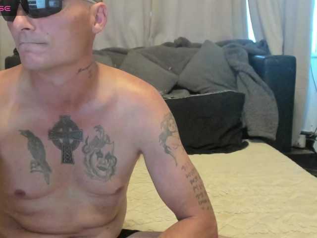 MrMrsNobody1 online show from August 7, 6:08 pm