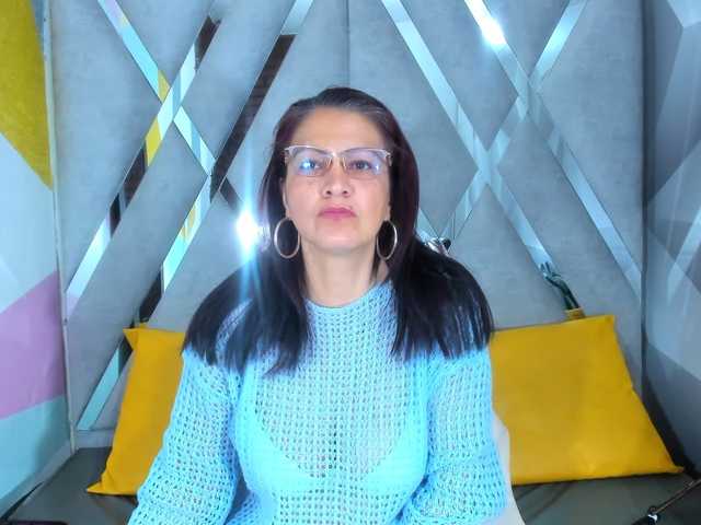 Mulansexy01 online show from August 3, 2:46 pm