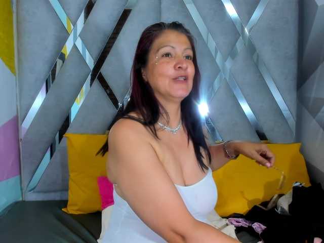 Mulansexy01 online show from August 12, 12:13 am