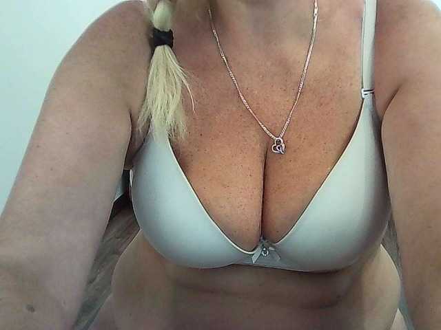 Multiply-orgazm online show from August 7, 10:04 am