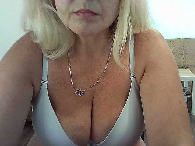 Multiply-orgazm online show from August 11, 8:38 am