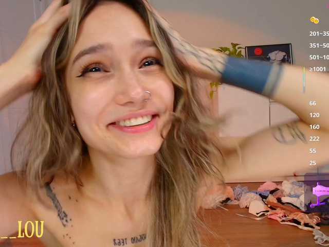 My-Lou online show from August 8, 8:42 pm