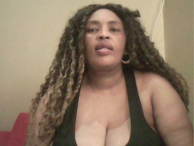 MyDDBOOBIES online show from August 6, 1:43 pm
