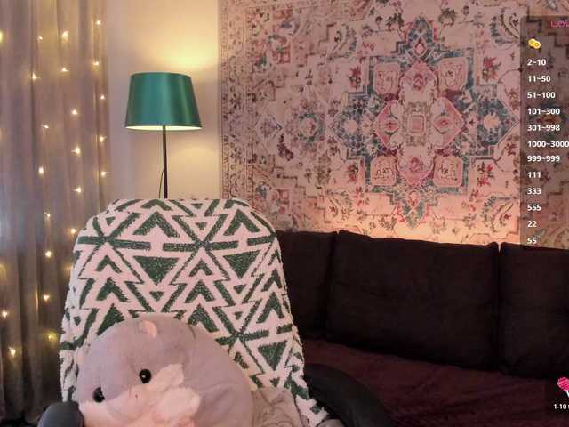 MyLittlegi online show from August 8, 10:48 am