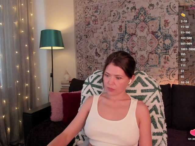 MyLittlegi online show from August 16, 10:30 am