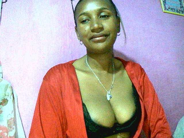 Mynah online show from August 4, 7:55 pm