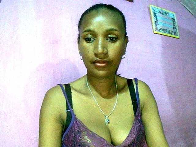 Mynah online show from August 8, 2:50 pm