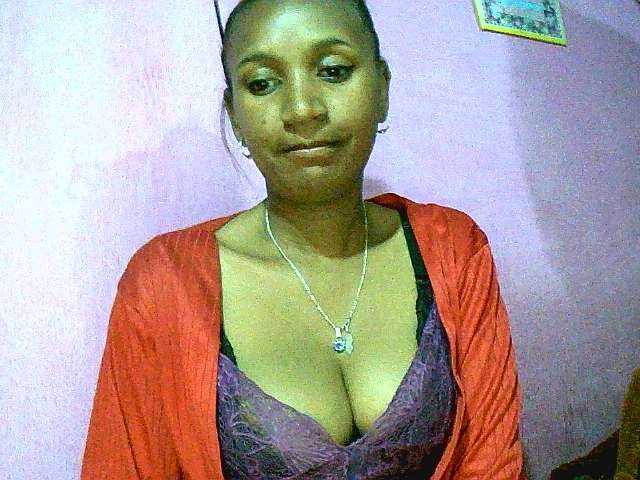 Mynah online show from August 8, 8:31 pm
