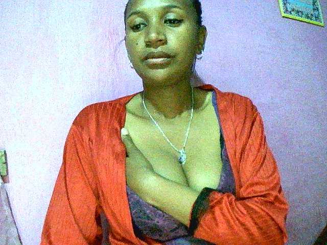 Mynah online show from August 9, 8:43 pm