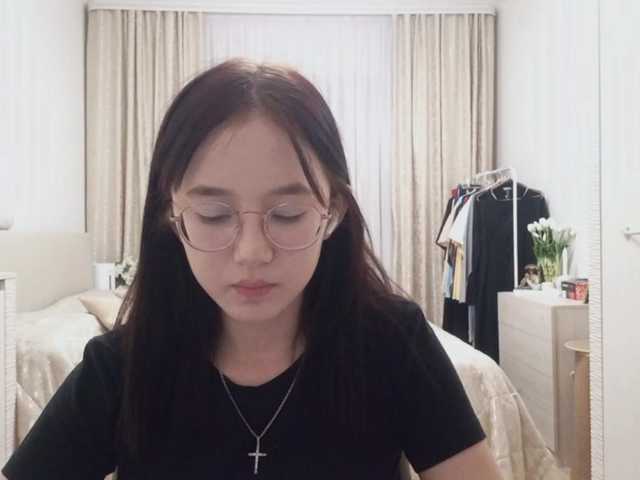 MyrleHenggeler online show from August 10, 8:43 pm