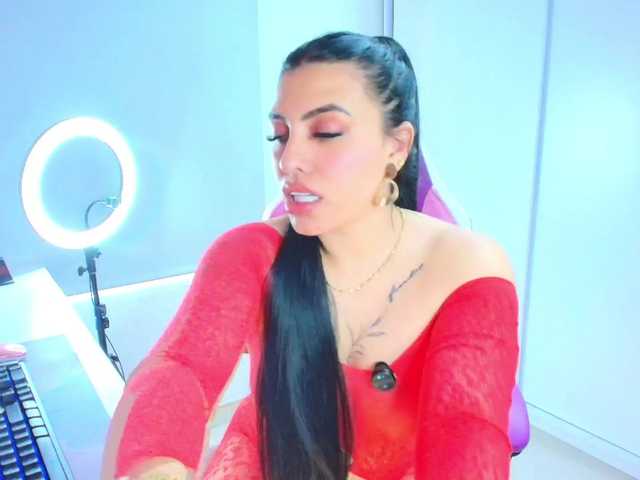 NAOMIAMAZING01 online show from August 10, 9:16 pm