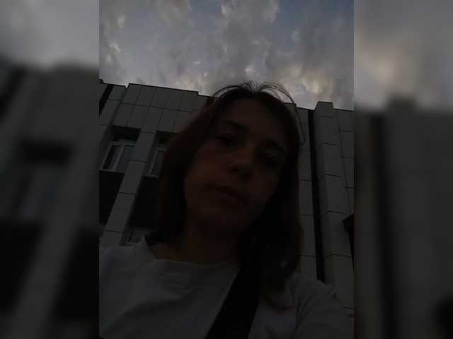 Malvina20 25 online show from July 12, 4:46 pm