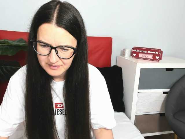 NadiaAmore online show from June 22, 3:35 pm