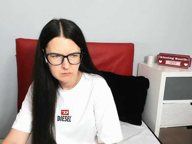 NadiaAmore online show from June 26, 4:32 pm