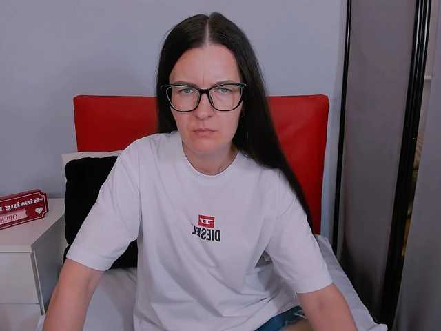 NadiaAmore online show from July 8, 2:21 pm