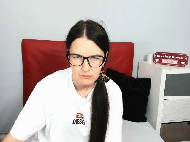 NadiaAmore online show from July 9, 5:18 pm