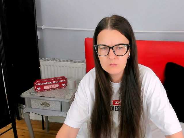 NadiaAmore online show from July 16, 6:20 pm
