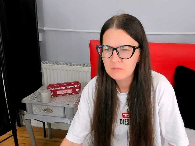 NadiaAmore online show from July 16, 8:31 pm