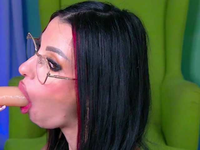 NaomiGolds online show from August 15, 1:31 am