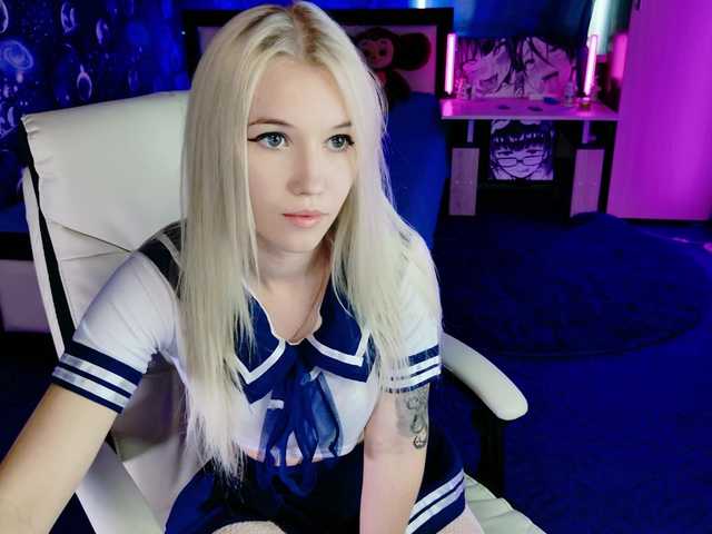 NaomiHita online show from July 24, 11:13 am