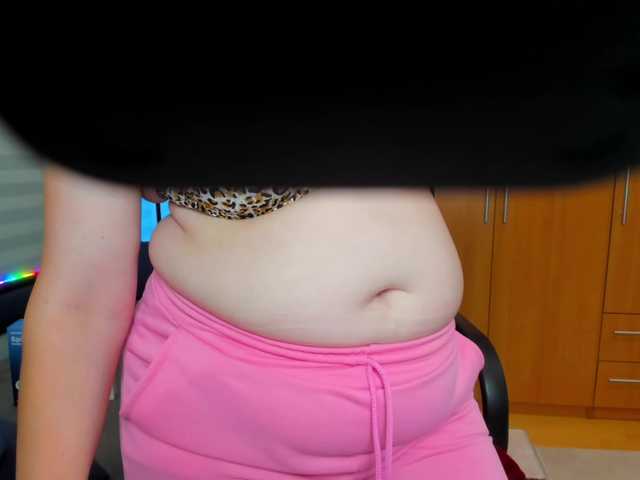 NaomiiWix online show from August 11, 8:49 am