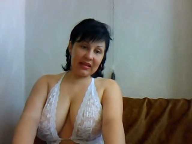 MatureWetPussyZvZ online show from August 15, 10:14 pm