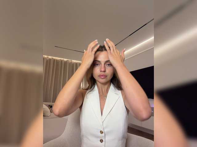 Nataliecroys online show from August 8, 7:47 pm
