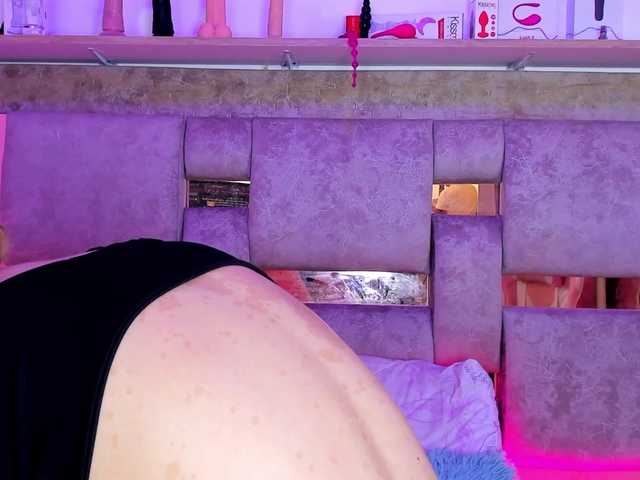 Natasha-Adams online show from August 10, 9:27 pm