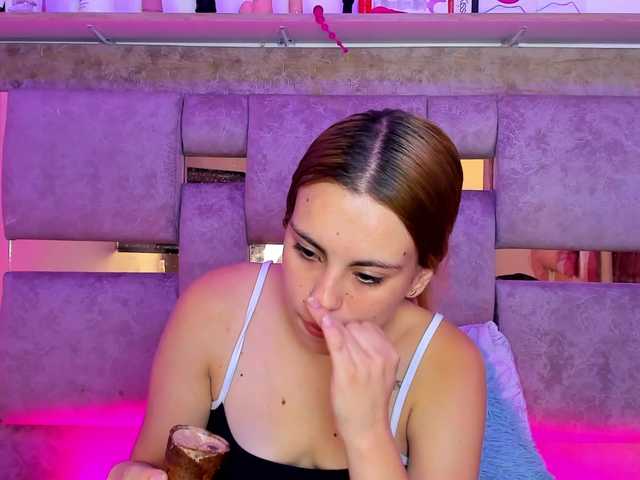 Natasha-Adams online show from August 12, 9:39 pm