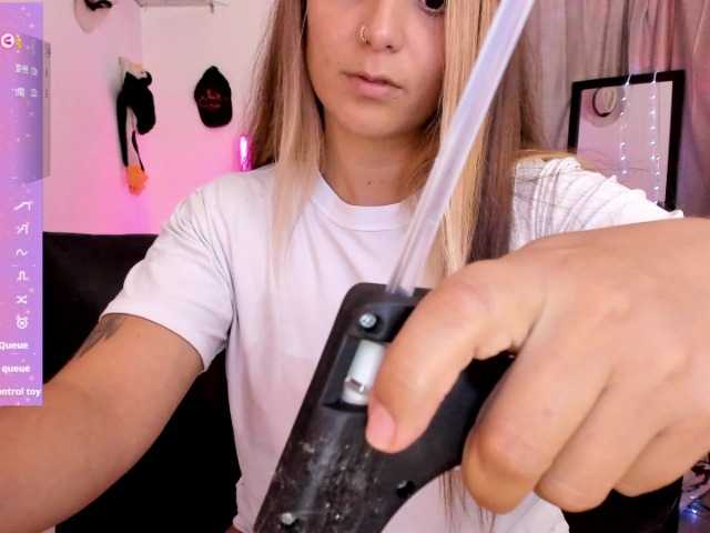 Natasha-Wilde online show from August 2, 1:01 am