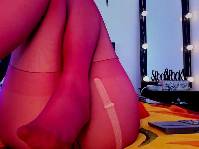 Natashayuu online show from August 14, 9:57 am