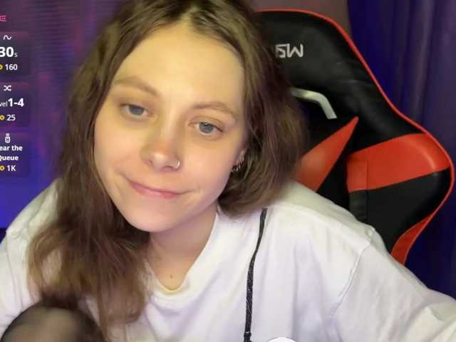 Natural-babe666 online show from July 26, 8:36 pm
