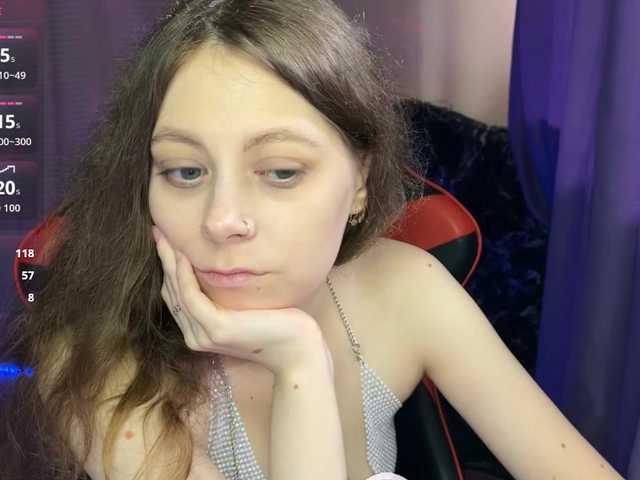 Natural-babe666 online show from August 7, 5:40 am
