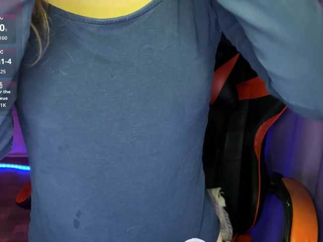 Natural-babe666 online show from August 8, 3:28 am