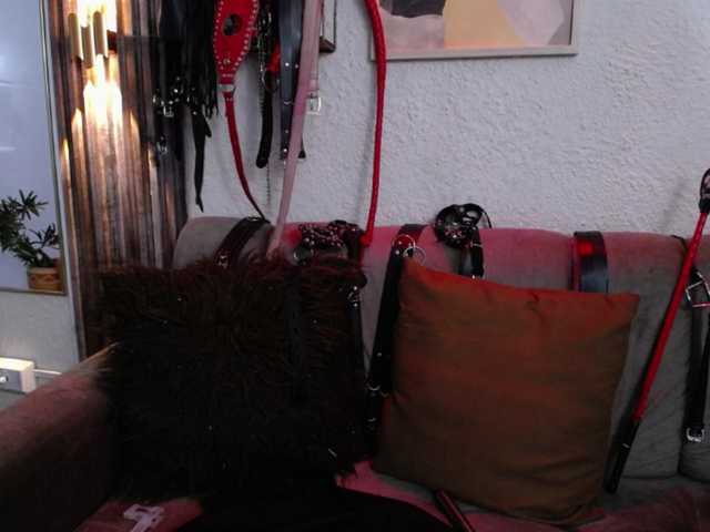 Naty-slavedoll online show from August 11, 12:34 am