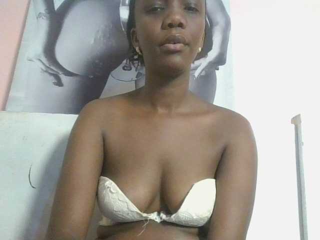 Naughtypetite1 online show from September 1, 4:24 am