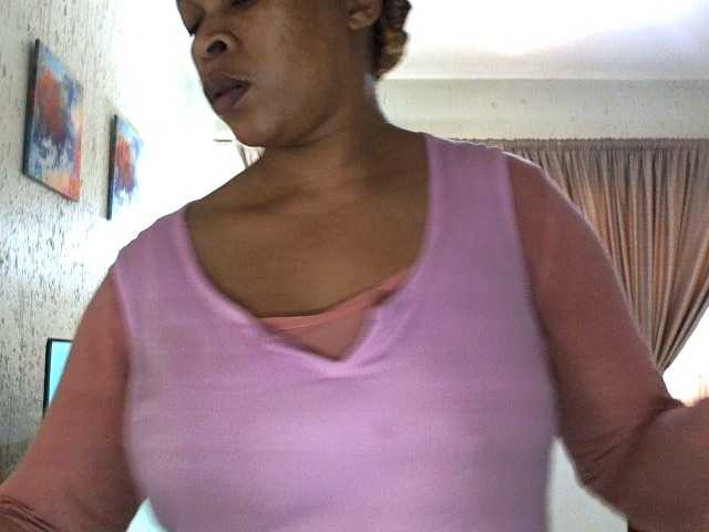 NewBeginnings8 online show from August 15, 10:19 am